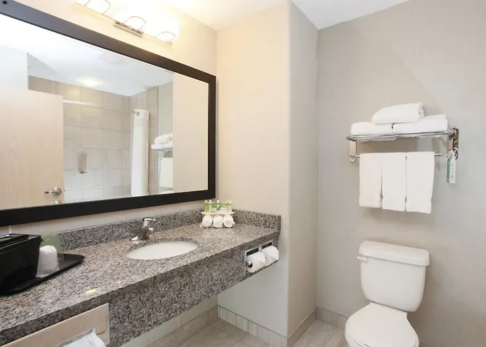 Holiday Inn Express Fort St John By Ihg Fort St. John