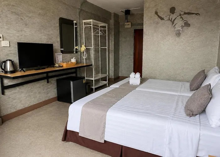 Happyland Mansion Hotel Bangkok