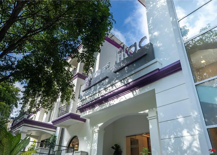 Lilac Hotel 3Rd Block Bangalore
