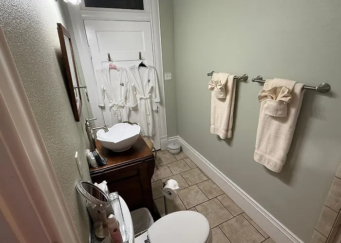 Sandstone Street Bed And Breakfast Llano