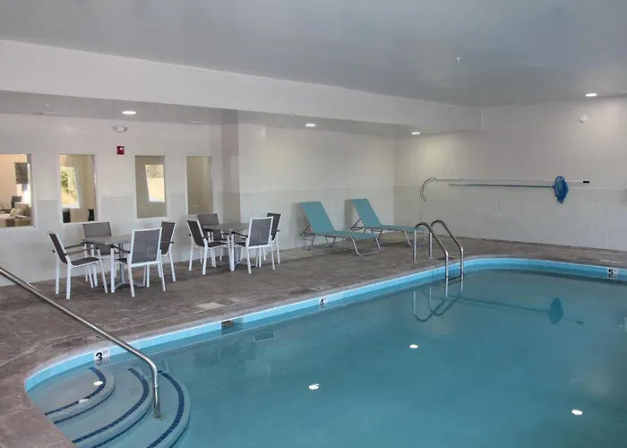 Holiday Inn Express & Suites Sweetwater
