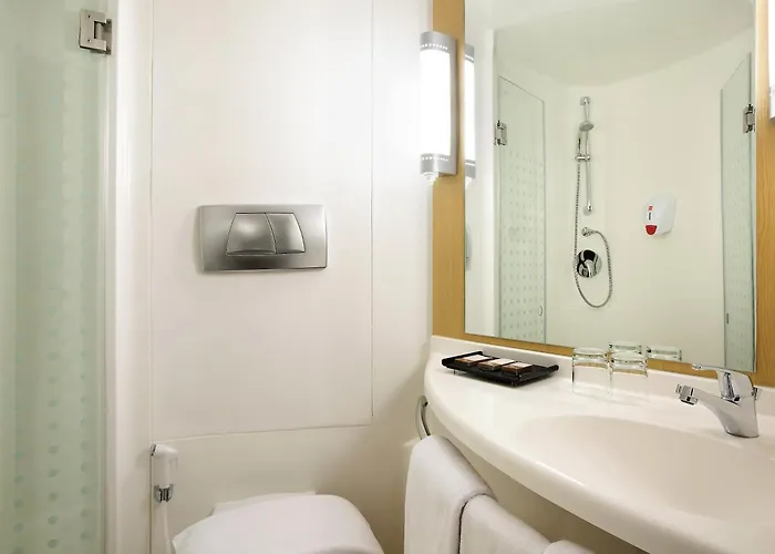 Ibis Bandung Pasteur Hotel