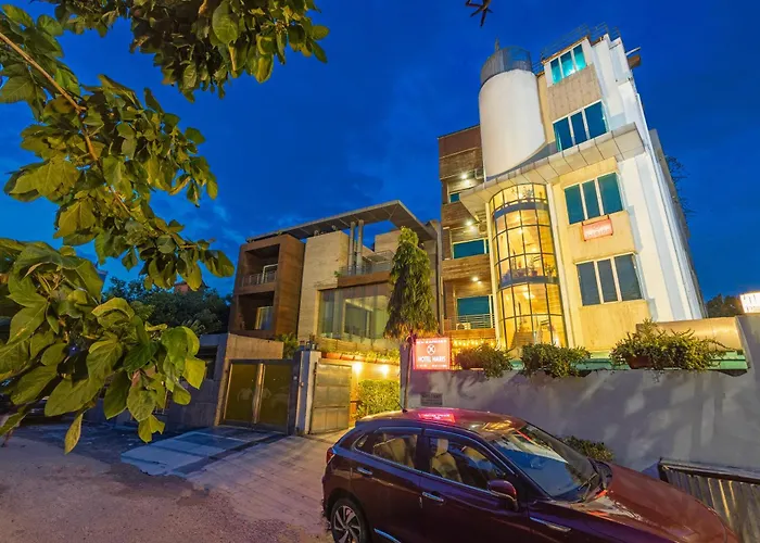 Hotel Haris Mg Road Gurugram Gurgaon