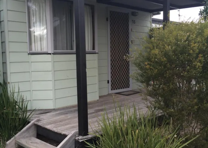 Smugglers Cove Holiday Village Forster