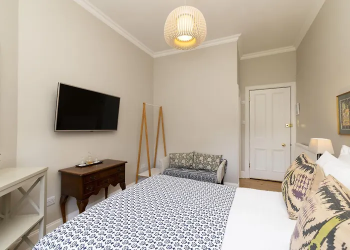 Antler Guest House Edinburgh