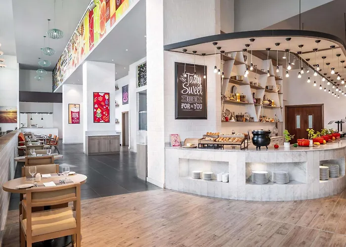 Hotel Ibis Styles Dragon Mart Dubaï