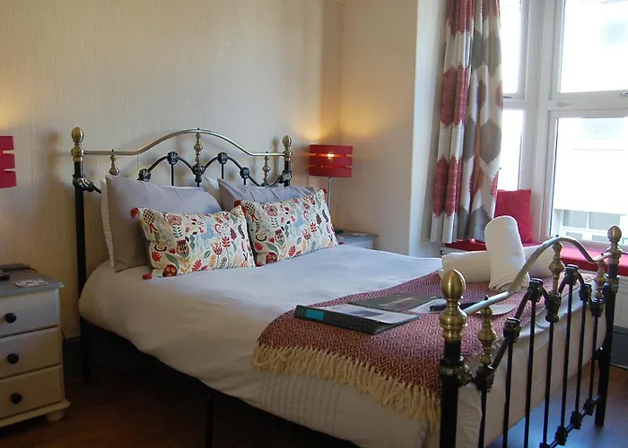 Saint Cadfans Lodge Tywyn
