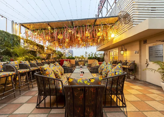 Hotel Picasso Prive - Naraina Vihar Metro Station New Delhi