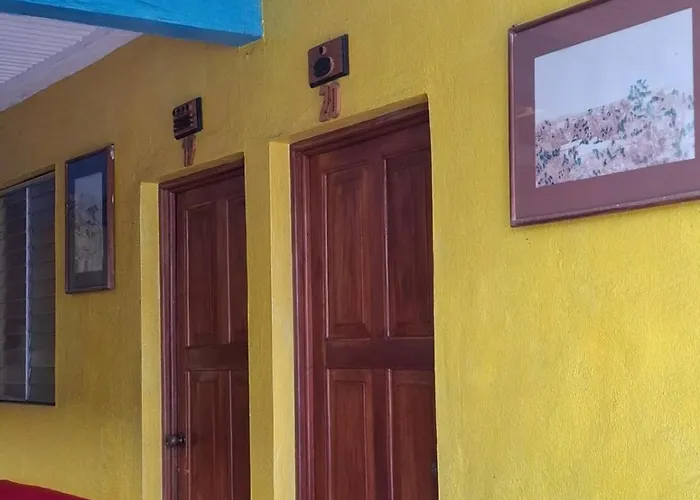 Hotel Posada Tayazal Flores