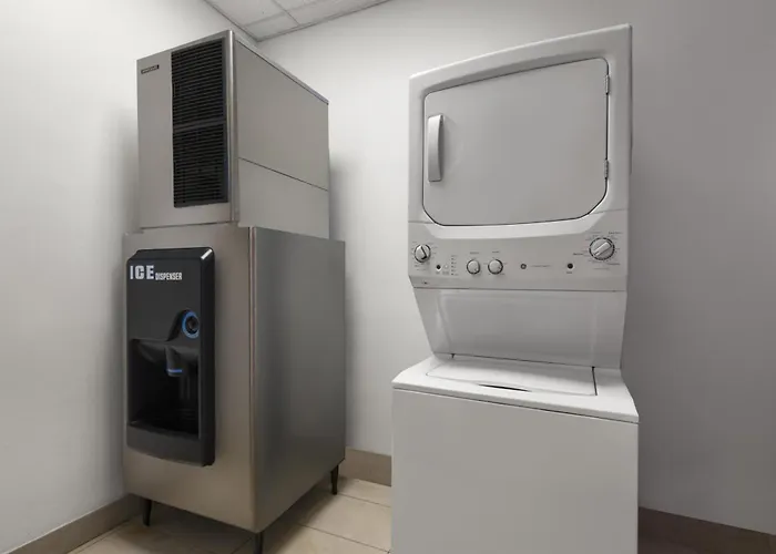 Commodore Suites, Surestay Collection By Best Western Simpson Bay