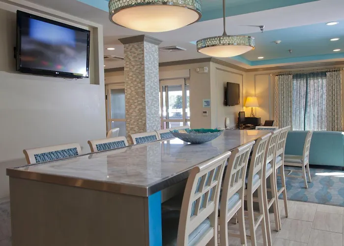Holiday Inn Express & Suites Brookhaven By Ihg