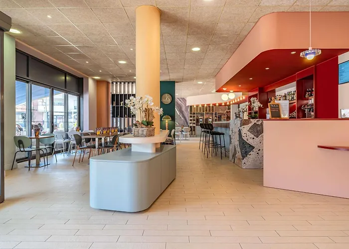 Ibis Styles Ales Centre Hotel
