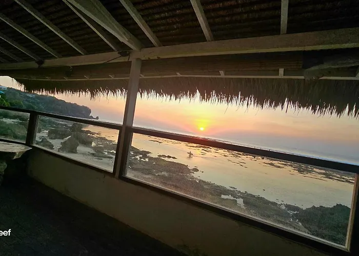 Rock'N Reef Hotel Pecatu 
