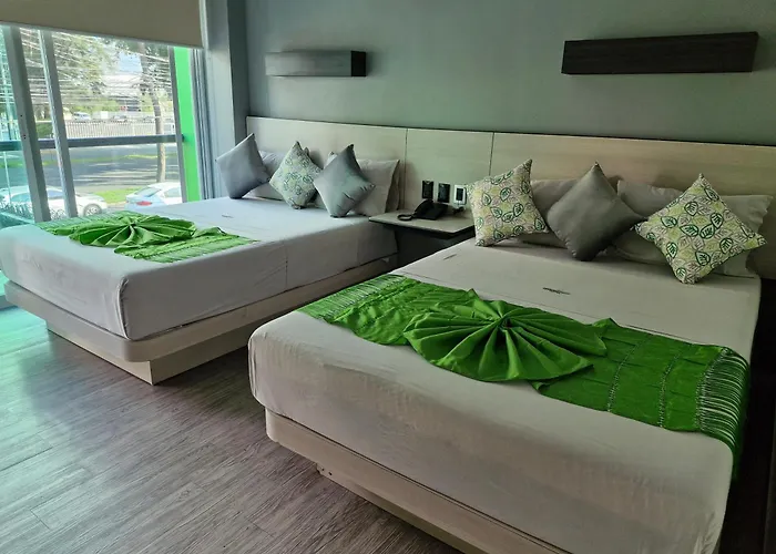 Hotel Lemon Green -Zona Expo Frente Al Centro De Convenciones Guadalajara