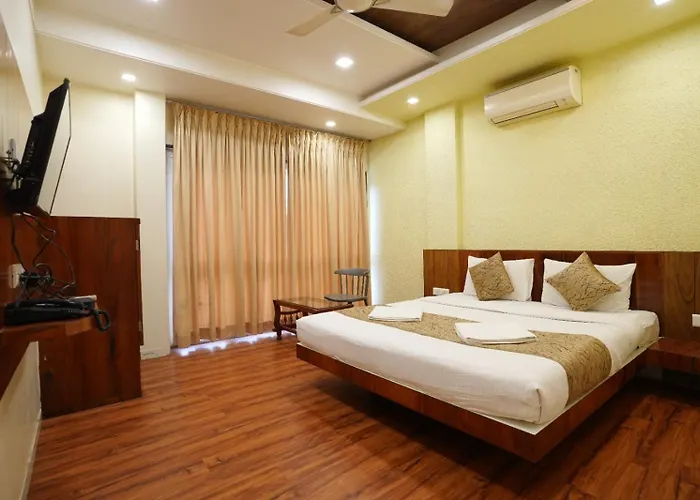 Hotel Madhuri Executive Kolhapur