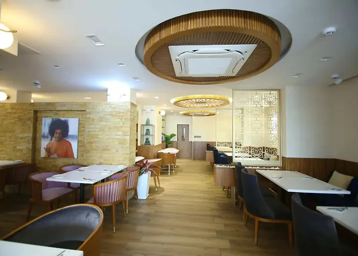 Sai Towers Hotel Puttaparthi