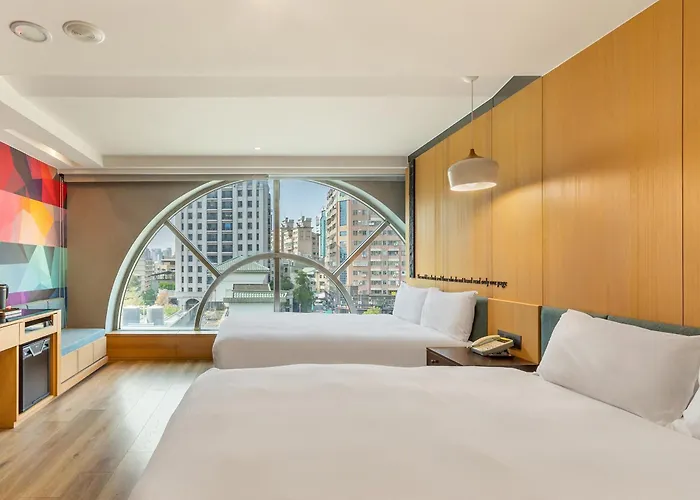 Check Inn Taichung Wenxin Zhongqing