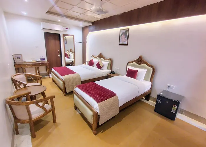 Mvt Guesthouse & Restaurant Vrindāvan