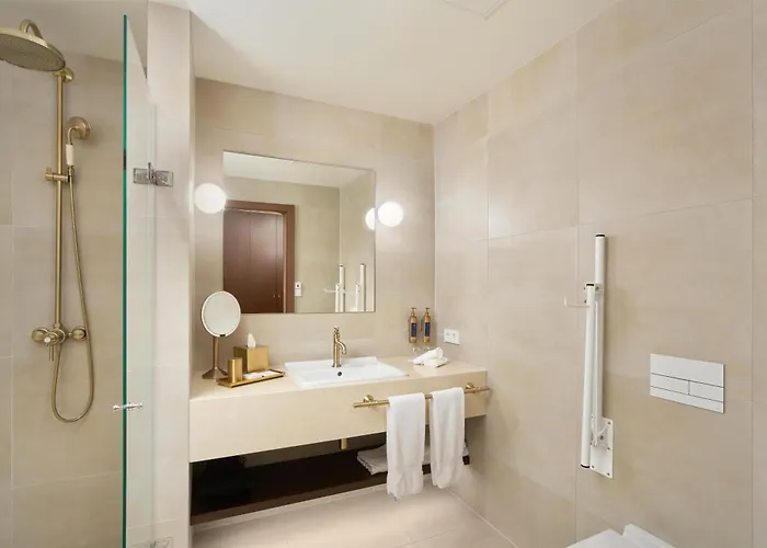 Reykjavik Konsulat Hotel, Curio Collection By Hilton