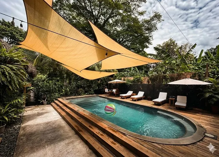 Hotel Michanti El Zonte