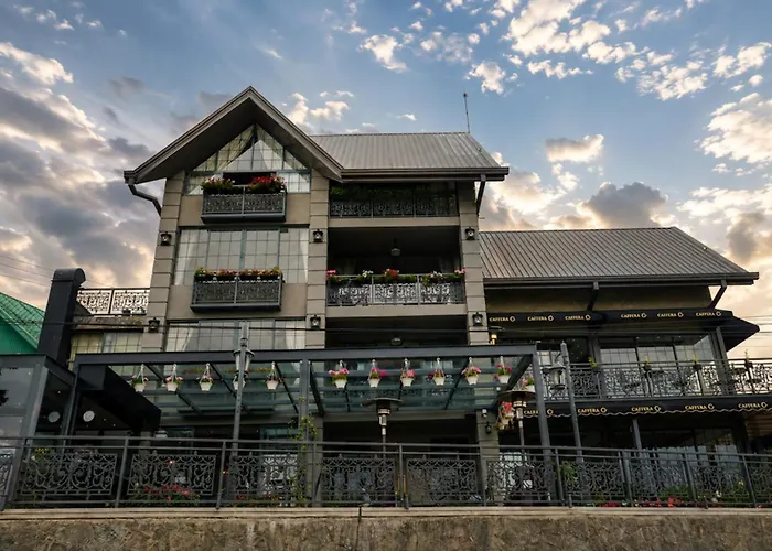 Royal Lake Hotel Nuwara Eliya
