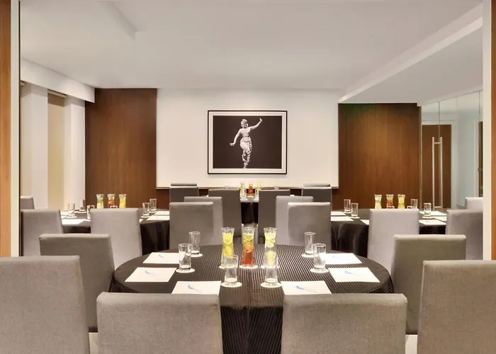 Fairfield By Marriott Chennai Omr Hotel