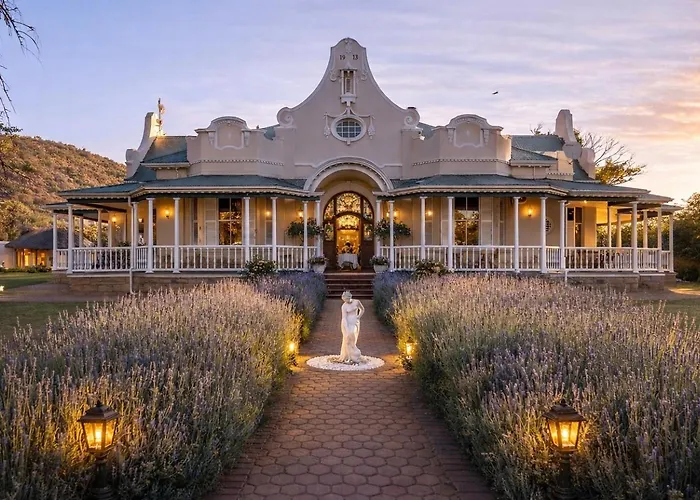 Bakenskraal Ostrich Palace Oudtshoorn