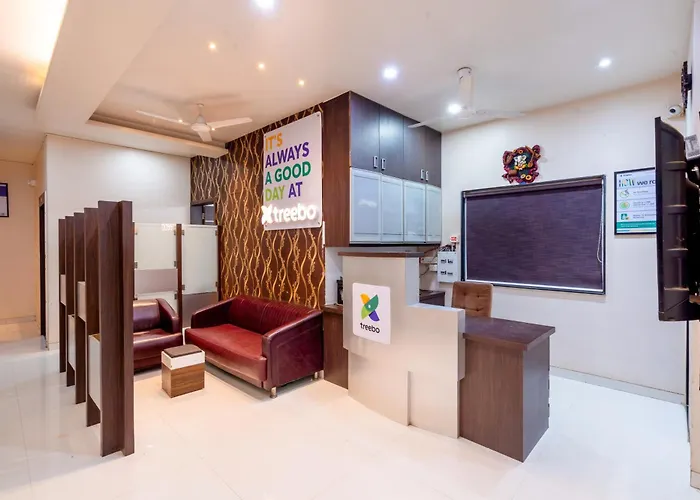 Hotel Pushpak Satara