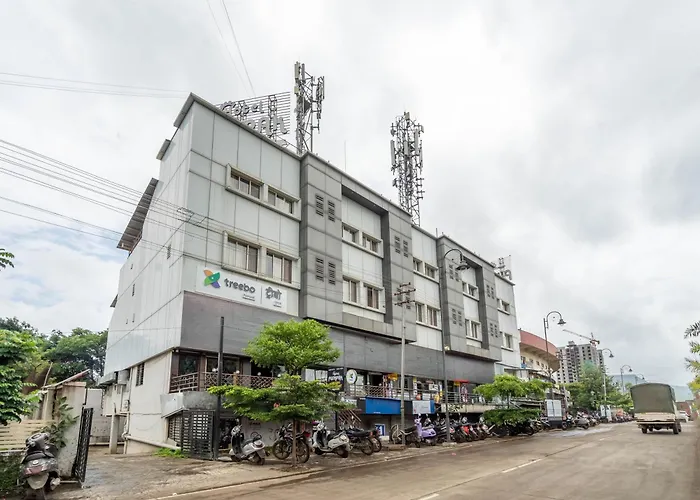 Hotel Pushpak Satara