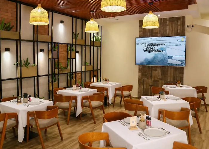Rado Hotel - Quintanas Trujillo