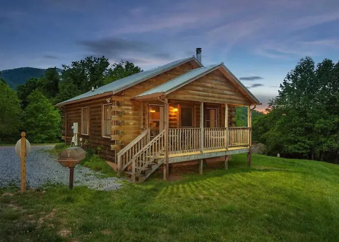 Engadine Inn And Cabins Candler