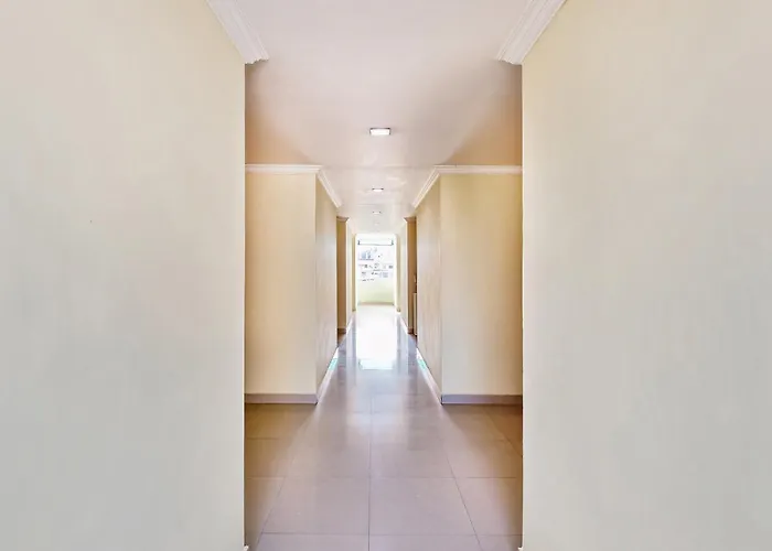 Super Hotel O Golden Hive Madhapur Near Shilparamam Hyderabad