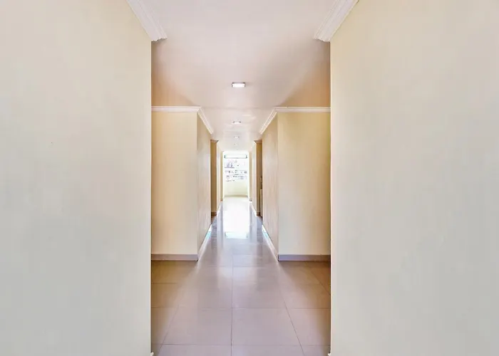 Super Hotel O Golden Hive Madhapur Near Shilparamam Hyderabad