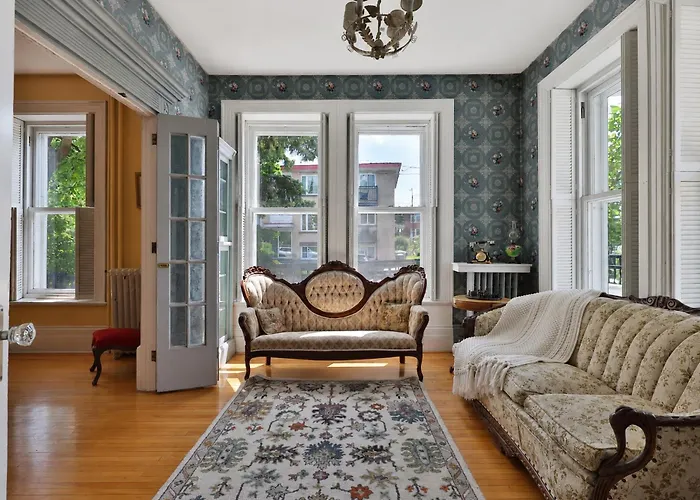 Auberge De La Visitation Lévis
