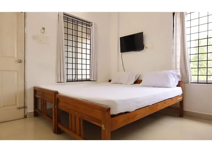 Collection O Ar Square Hotel Thrissur