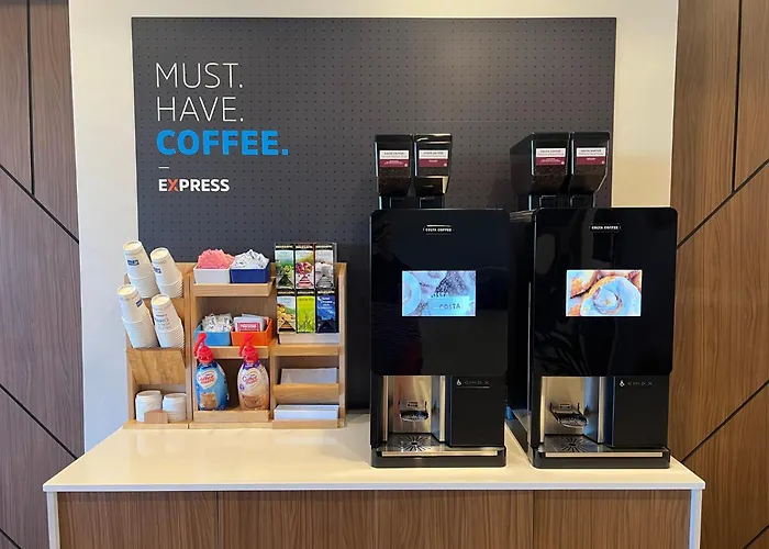 Holiday Inn Express & Suites - Dalton - Walnut Ave By Ihg