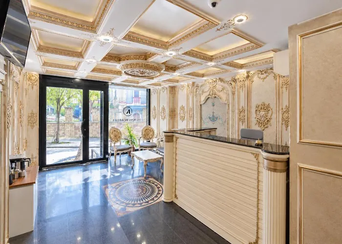 Grand Kavi Hotel Istanboel