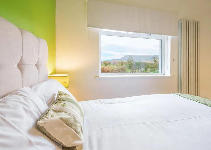 Willow House Bed & Breakfast And Orchard Studios Self Catering Limavady
