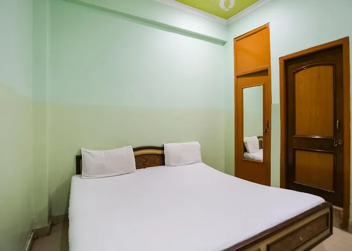 Spot On Doon View Guest House Rajpur