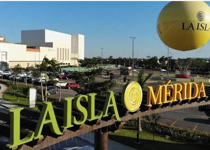 Holiday Inn & Suites - Merida La Isla By Ihg