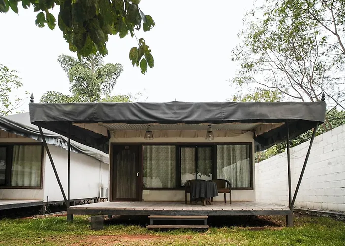 16 Bedouin Private Pool Villa Hosur