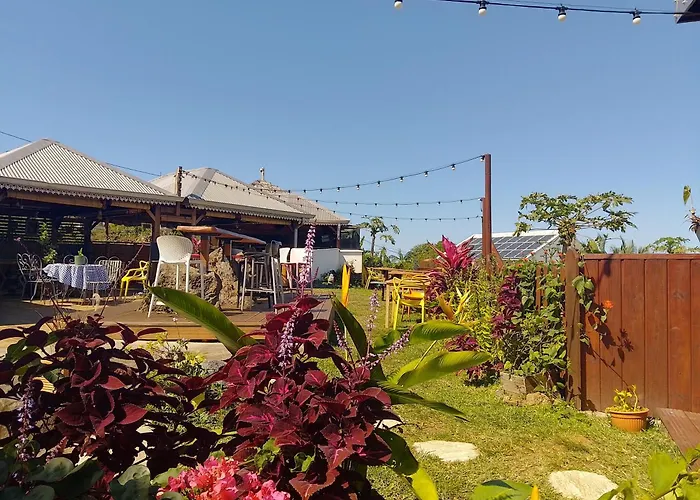 Cap Vanisa, vaste jardin, piscine et vue océan à Manapany Saint-Joseph