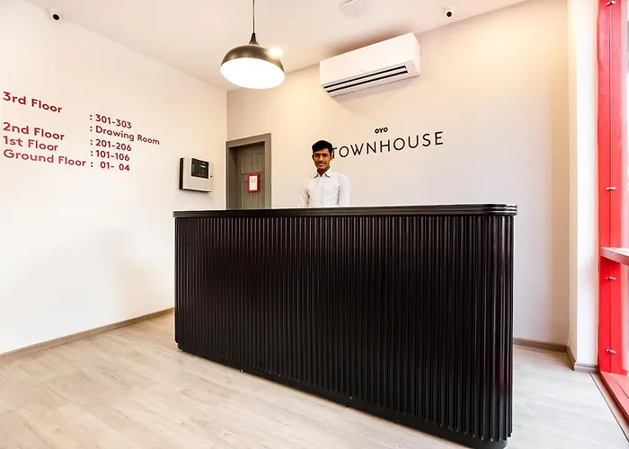 Townhouse Pipliyahana Square Indore