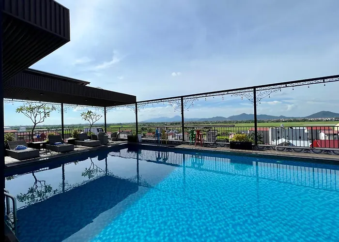 Paragon Noi Bai Hotel & Pool Thach Loi