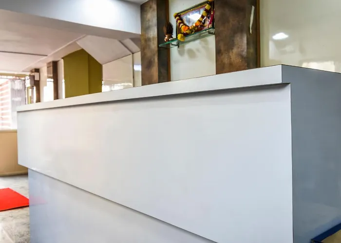 Hotel O By Oyo Dwarka Lodge Talegaon Dabhade