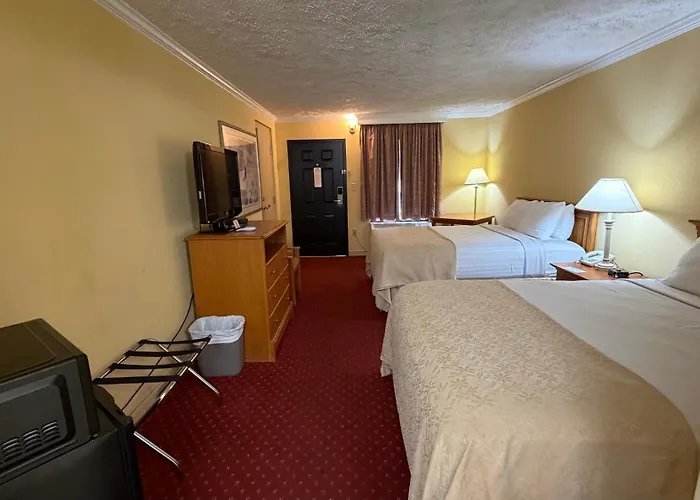 Bryson Inn Mount Airy
