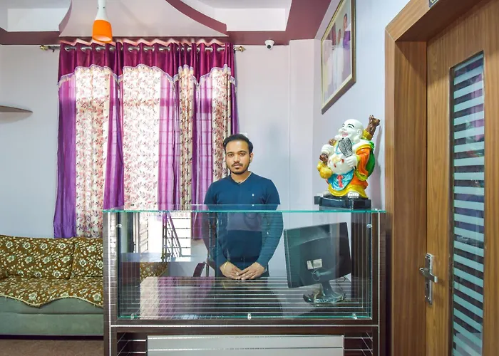 Super Hotel O Komal Jaipur