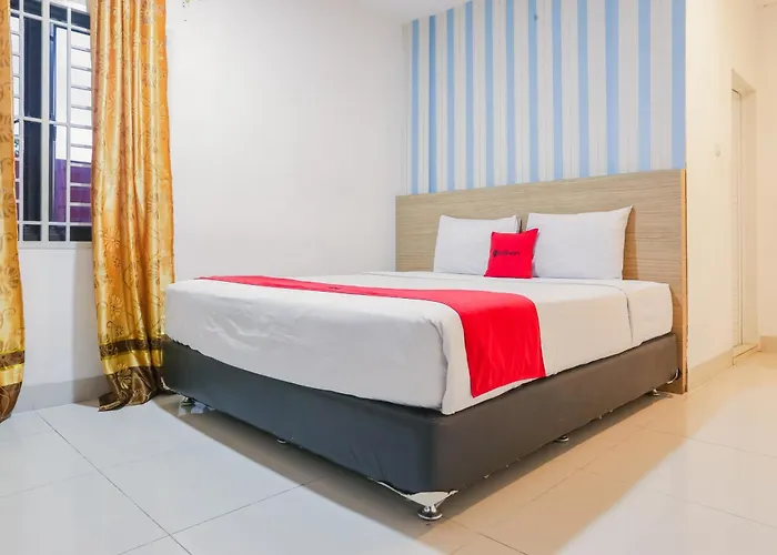 Reddoorz Plus @ Cemara Asri Medan