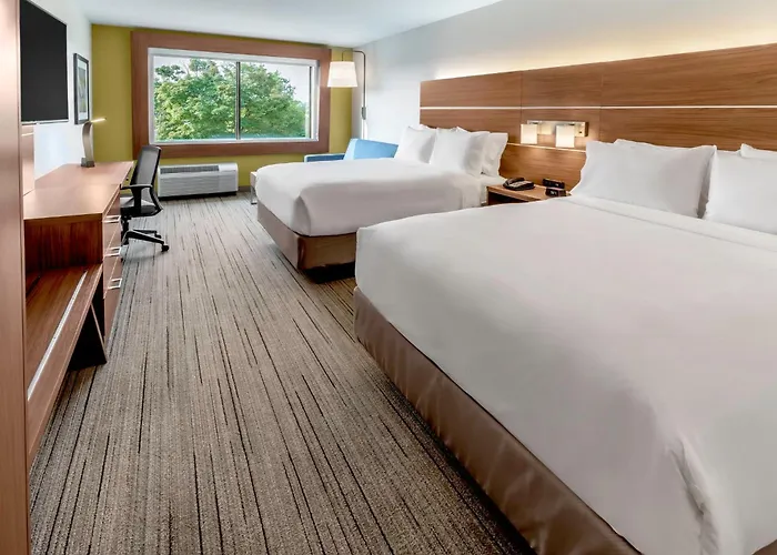 Holiday Inn Express & Suites - Milwaukee West Allis By Ihg