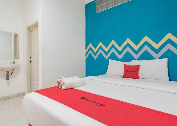 Reddoorz Near Alun Alun Bandung 3 Hotel